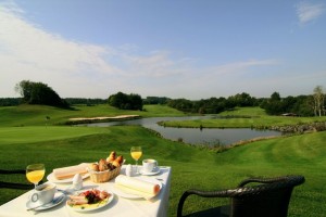 Frühstück mit Ausblick im Angel's - das Hotel am Golfpark