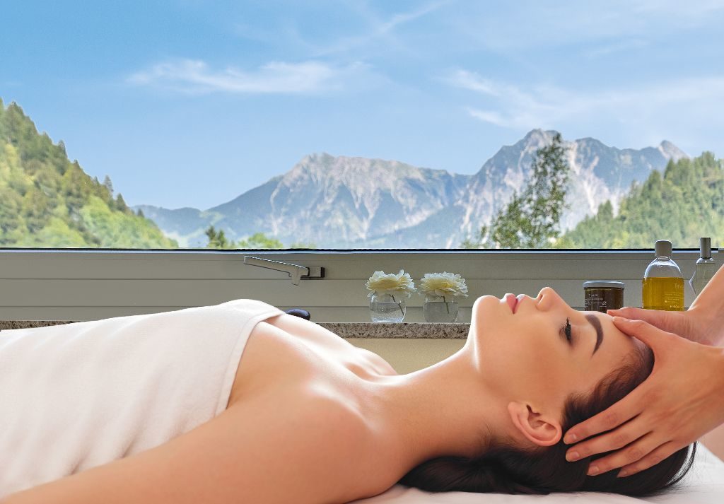 Massageanwendung im Alpenhotel Oberstdorf