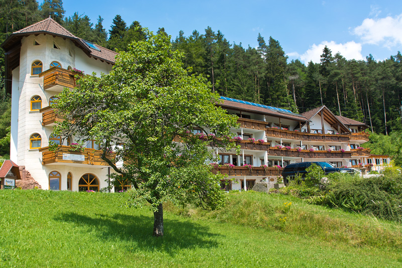 Das 4 Sterne Vital- und Wellnesshotel Baslerhof im Schwarzwald