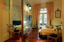 Das Themenzimmer Piazza San Marco mit 18 m² Wohnfläche und Balkon (Kategorie Komfort)