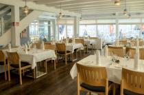 Das Restaurant Isfjord empfängt hungrige Gäste nach erlebnisreichen Urlaubstagen